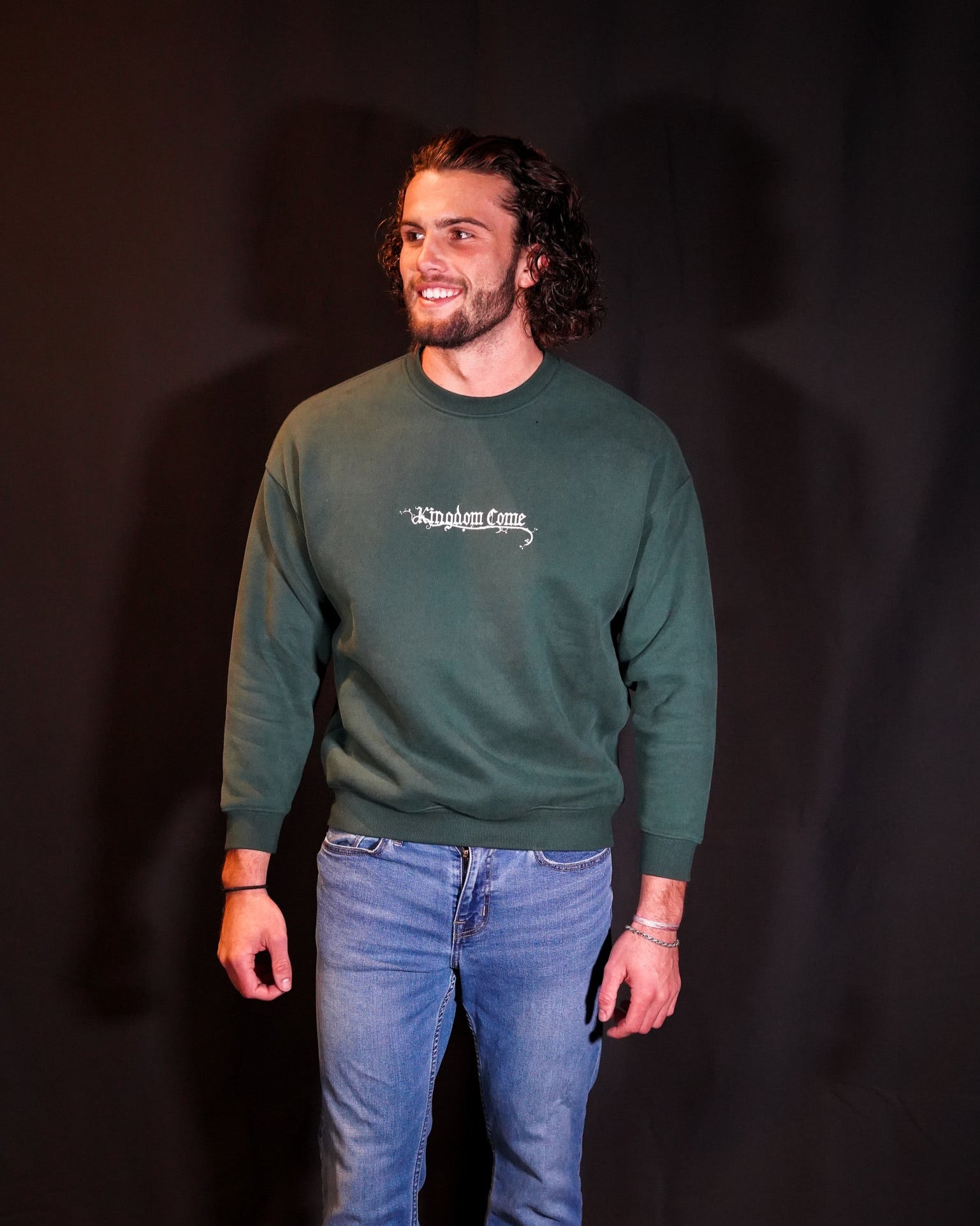Kingdom come, Christian Sweatshirt/crewneck inspired by jesus, John 15:5, green on model, front